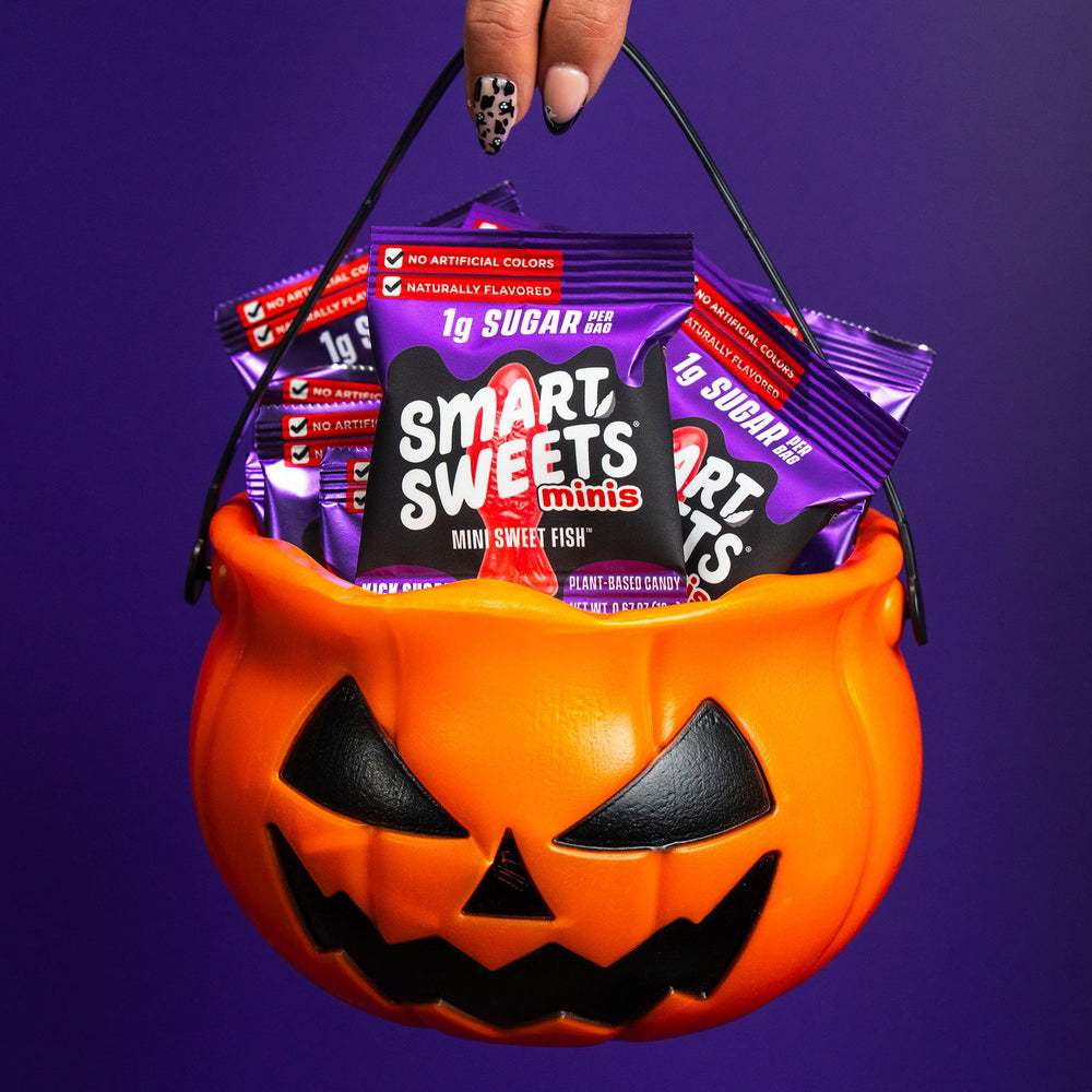 minis Mini Sweet Fish: 1g sugar/bag, no artificial colors, naturally flavored, plant-based candy.